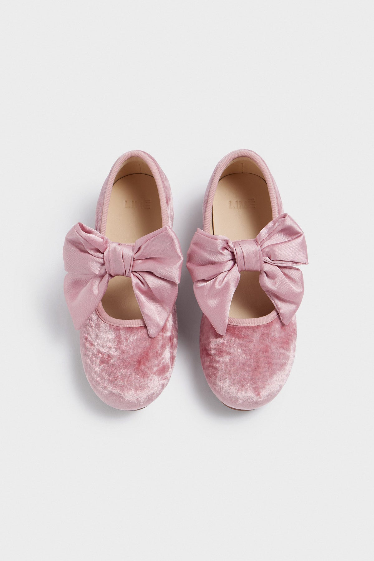 LIGHT PINK