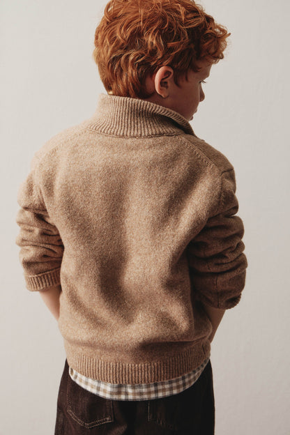 GREY BEIGE