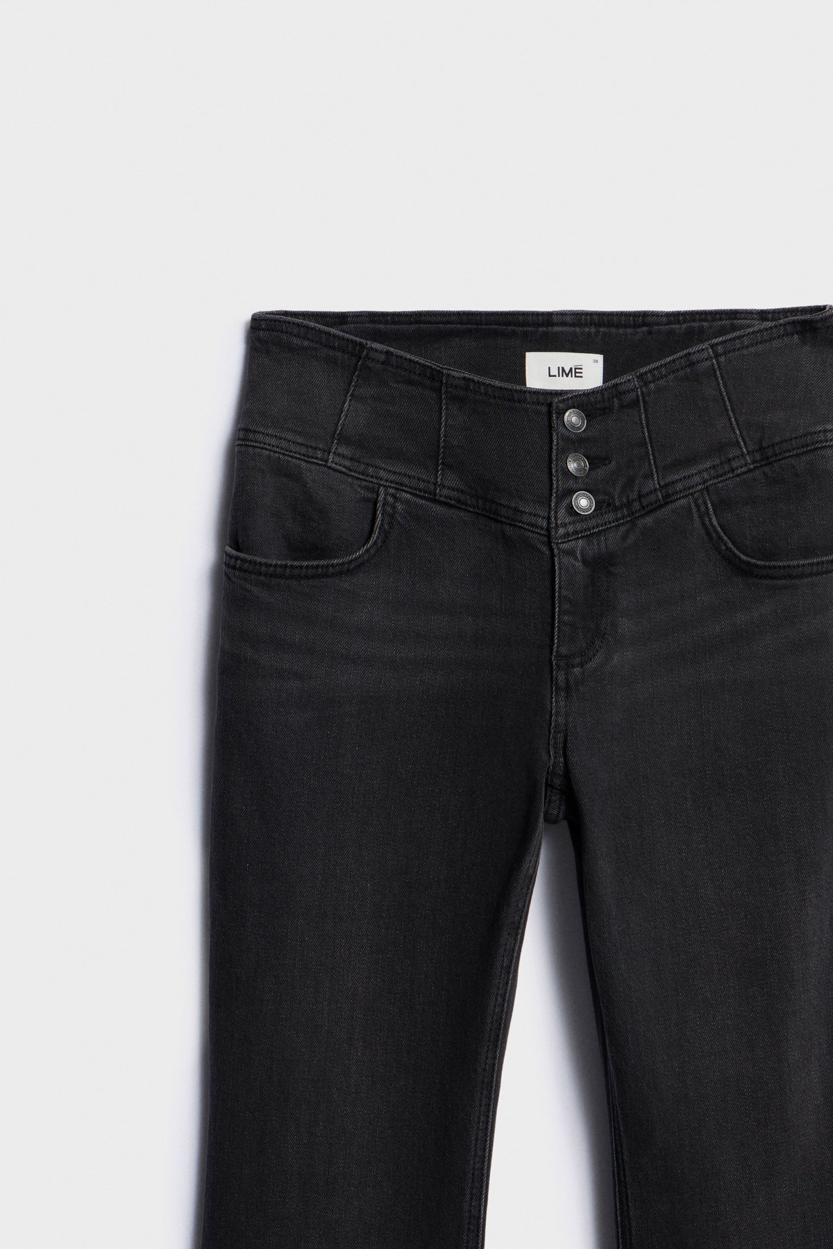 WASHED BLACK