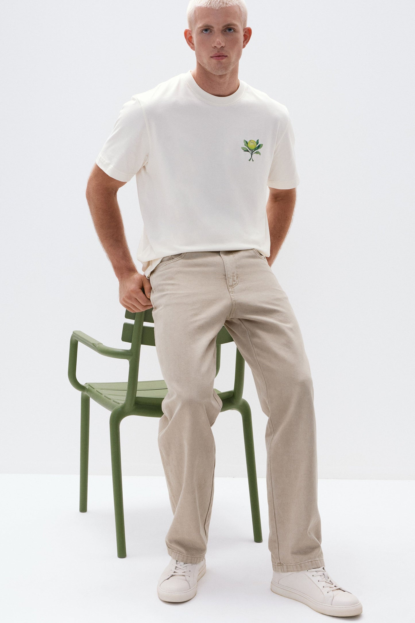 LIGHT KHAKI
