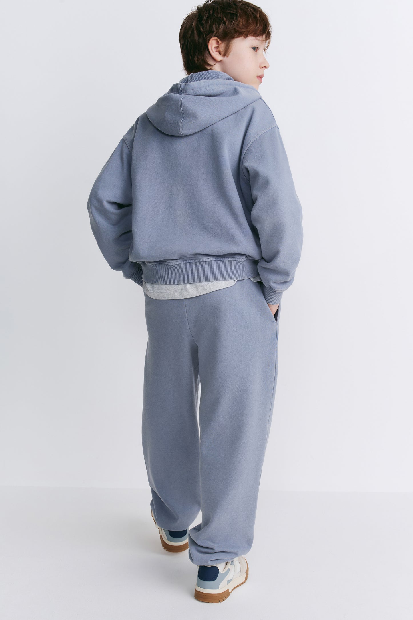 GREY BLUE
