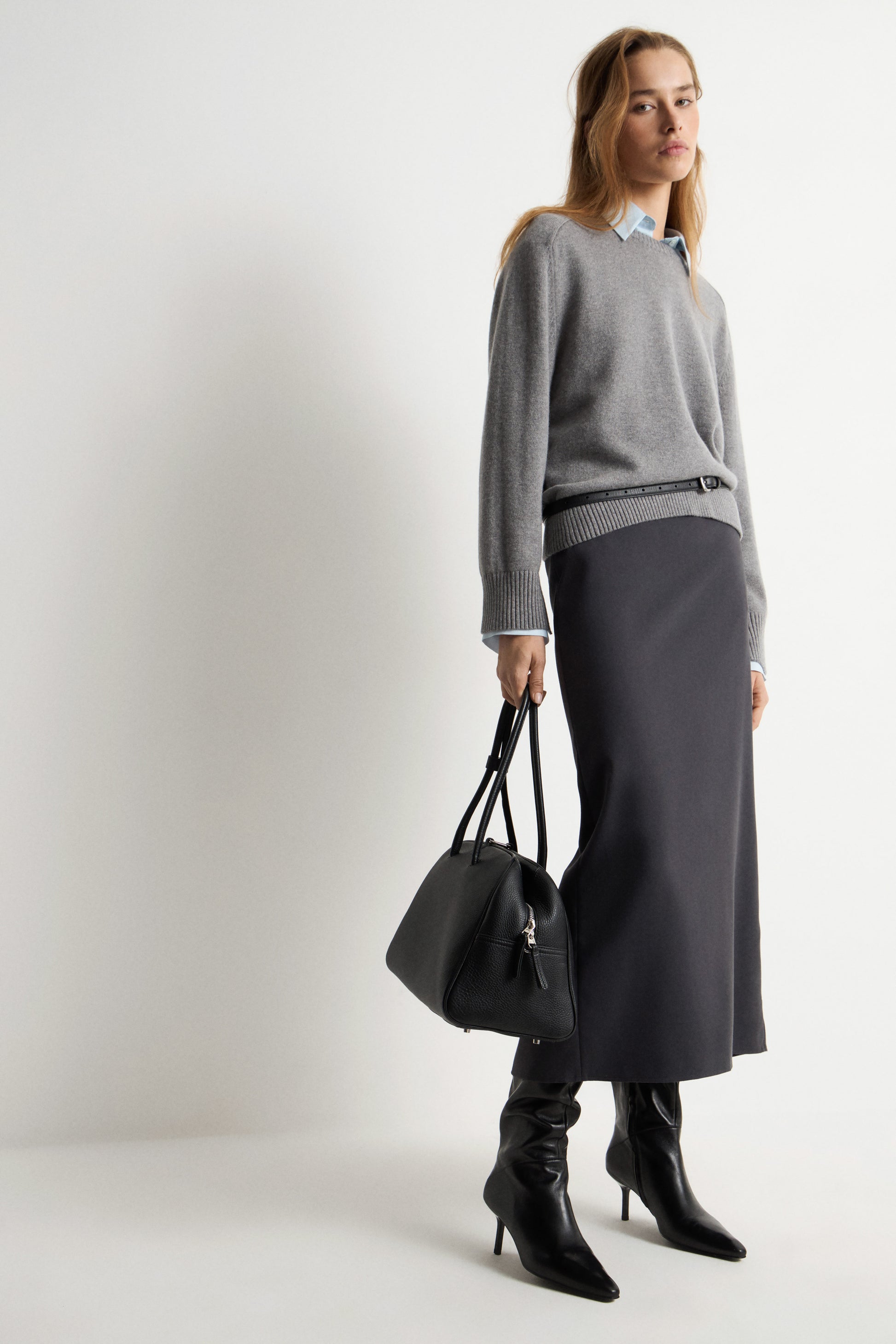 DARK GREY