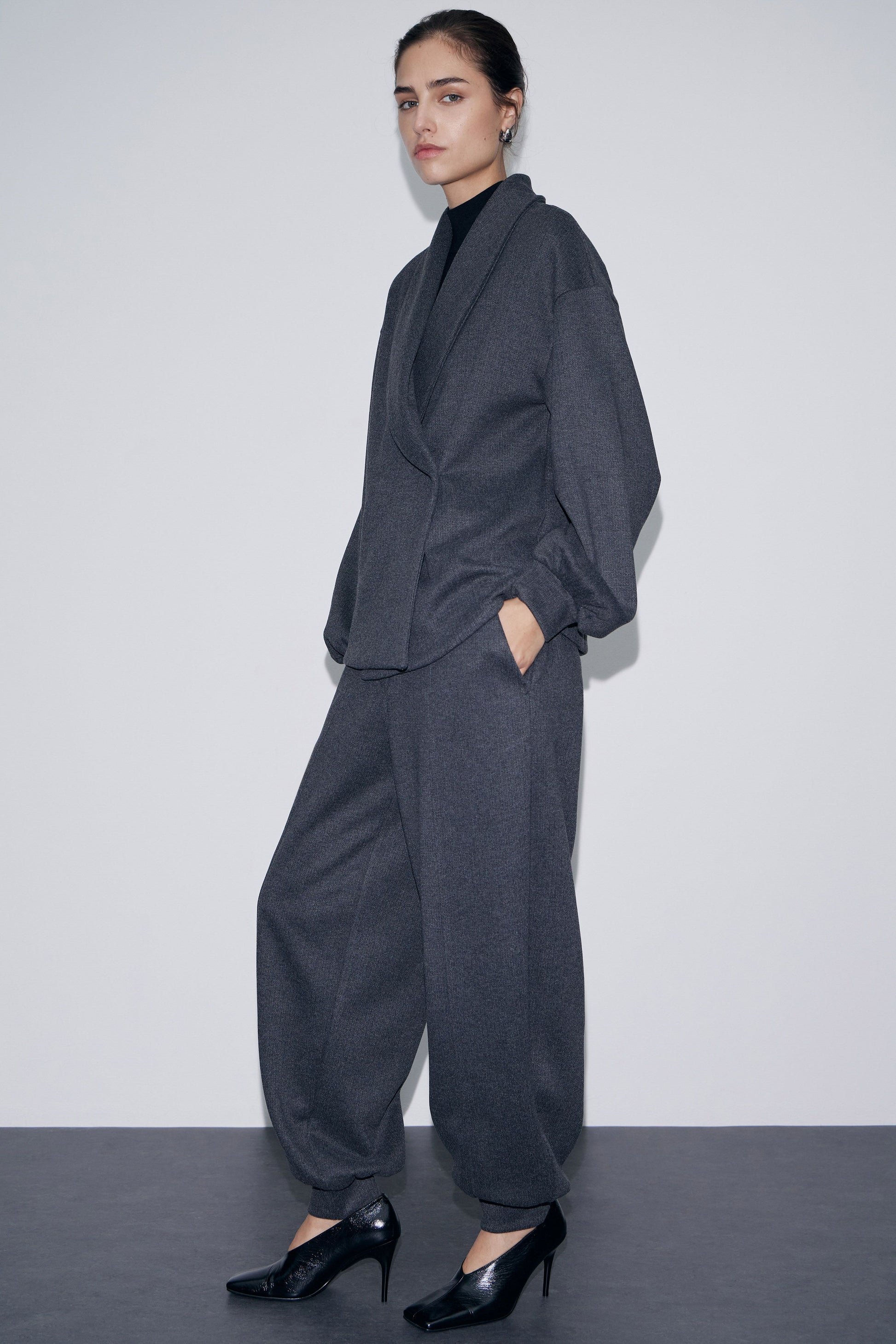 DARK GREY MELANGE